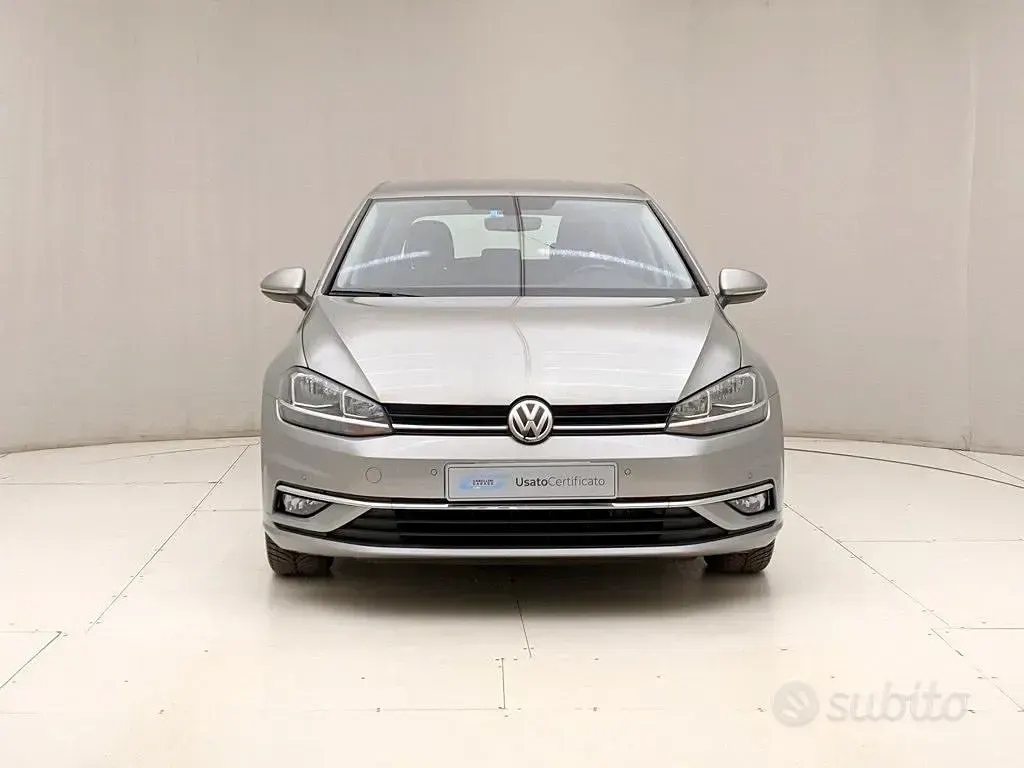 Usata VW Golf VII Sport 116 CV (85 kW) 2019 Grigio Berlina