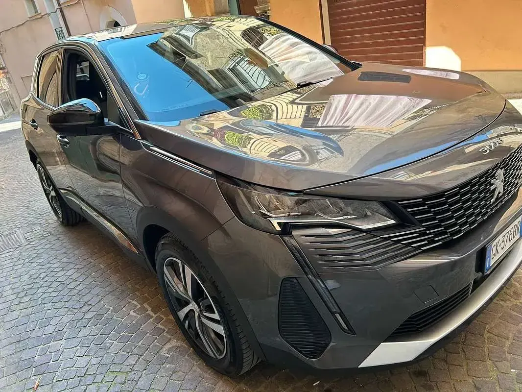 Usata Peugeot 3008 Allure 131 CV (96 kW) 2022 Grigio SUV