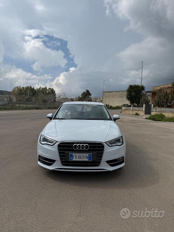 Usata Audi A3 Ambition 110 CV (80 kW) 2016 Bianco Berlina