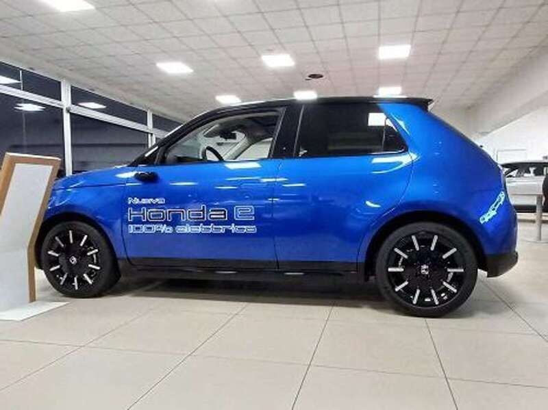 Usata Honda e Advance 60 kW (82 CV) 2023 Blu/azzurro Utilitaria