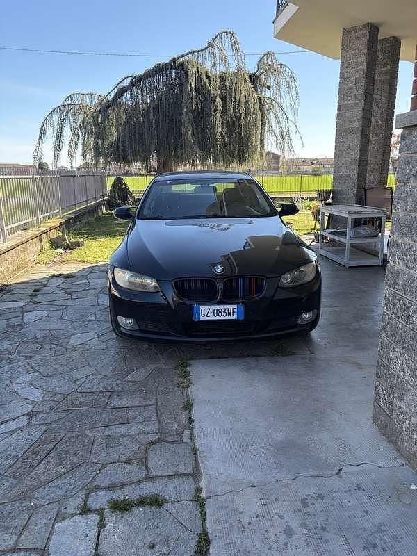 Usata BMW 320 177 CV (130 kW) 2009 Coupé