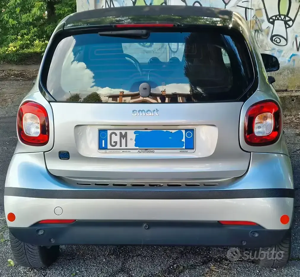 Usata Smart ForTwo Coupé Passion 41 kW (56 CV) 2023 Grigio Utilitaria