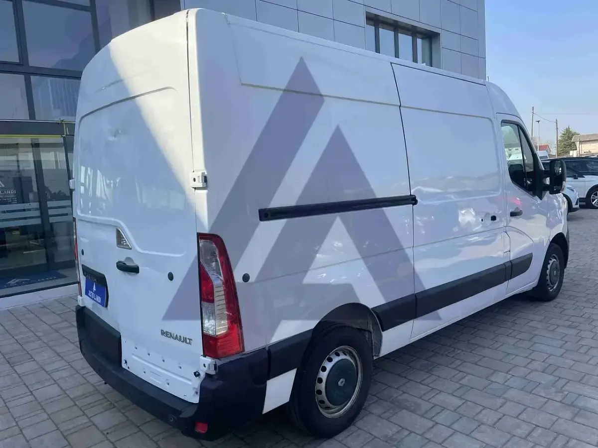 Usata Renault Master 135 CV (99 kW) 2020 Bianco Monovolume