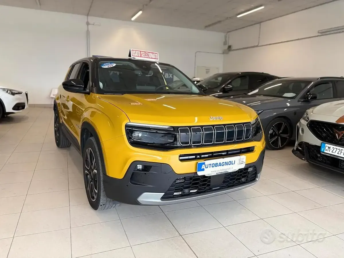 Usata Jeep Avenger Summit 101 CV (74 kW) 2023 Giallo SUV