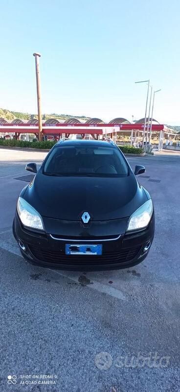 Usata Renault Mégane GrandTour 110 CV (80 kW) 2012 Nero Station wagon