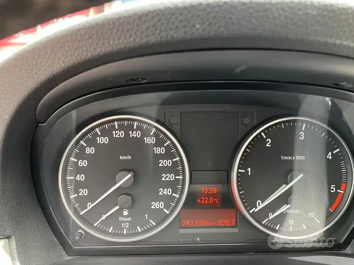 Begagnad BMW 320 177 HK (130 kW) 2008 Grå Kombi