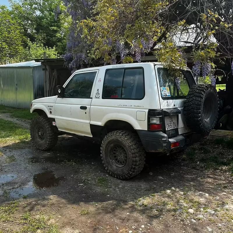 Usata Mitsubishi Pajero 100 CV (73 kW) 1997 Bianco SUV