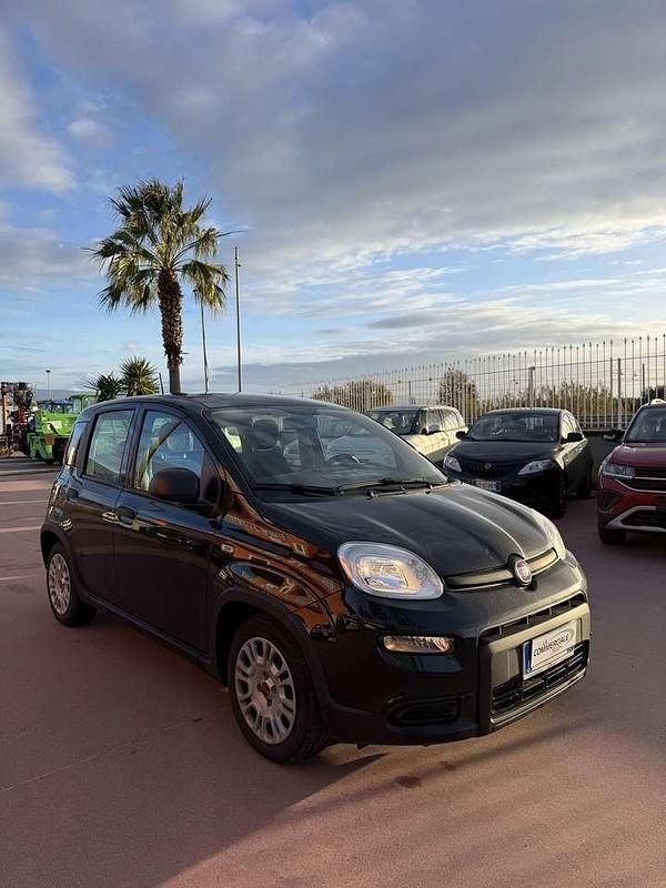 Usata Fiat Panda S 69 CV (50 kW) 2024 Nero Utilitaria