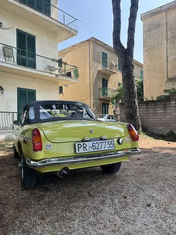 Usata MG B 95 CV (69 kW) 1975 Verde