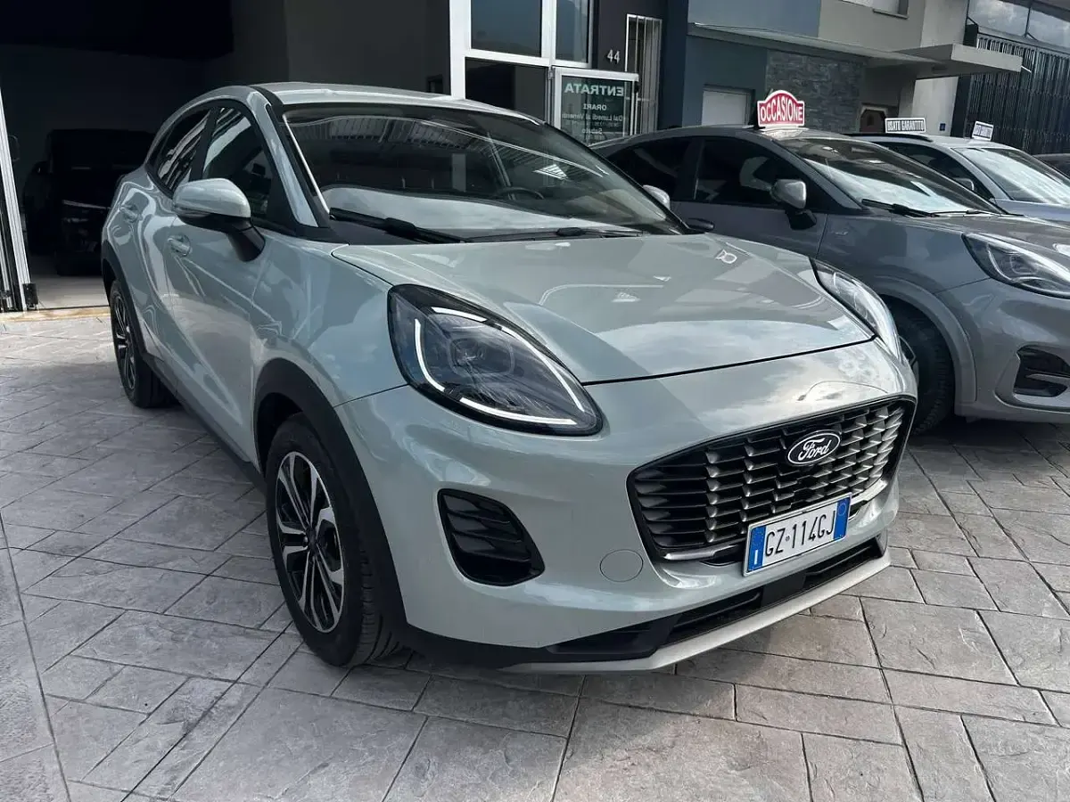 Usata Ford Puma Titanium 125 CV (91 kW) 2025 Verde SUV