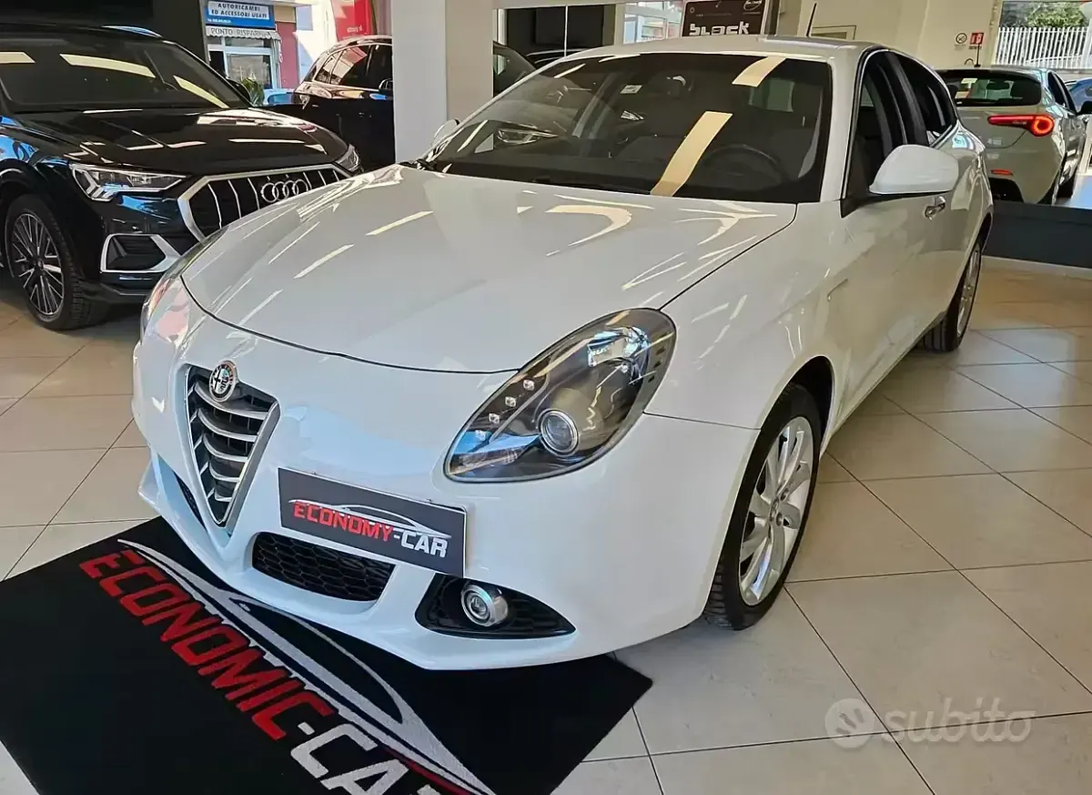 Usata Alfa Romeo Giulietta Super 150 CV (110 kW) 2016 Bianco Utilitaria
