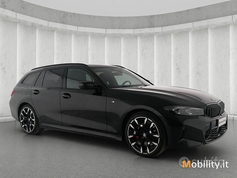 Usata BMW 320 M Sport 190 CV (139 kW) 2025 Nero Station wagon