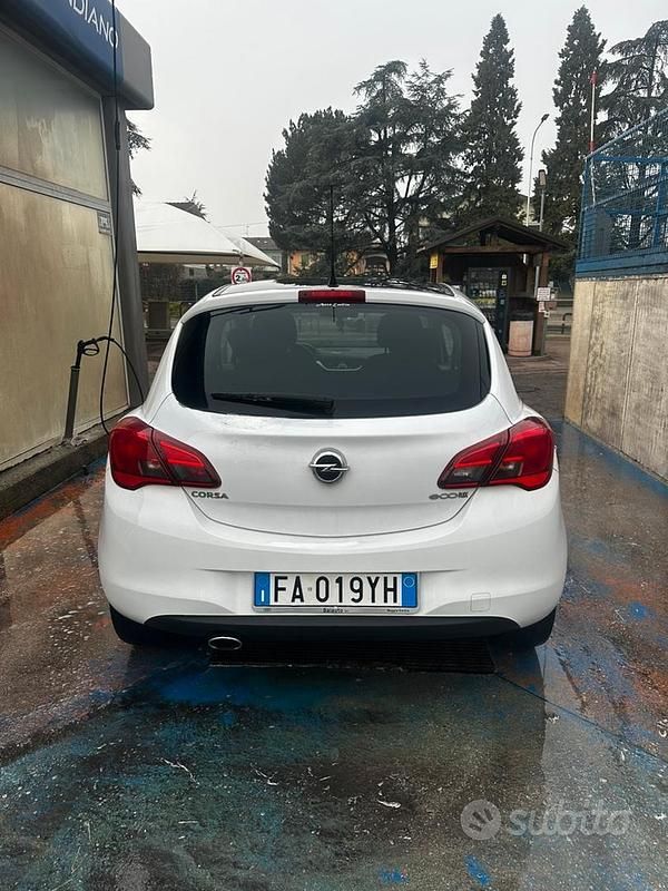 Usata Opel Corsa S 95 CV (69 kW) 2014 Bianco Berlina