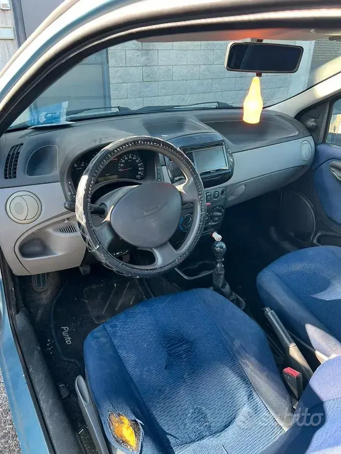 Occasion Fiat Punto 60 ch (44 kW) 2001 Citadine