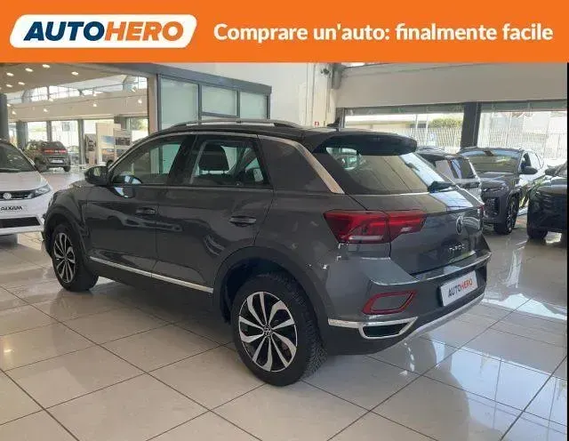Usata VW T-Roc Style 150 CV (110 kW) 2023 Grigio SUV