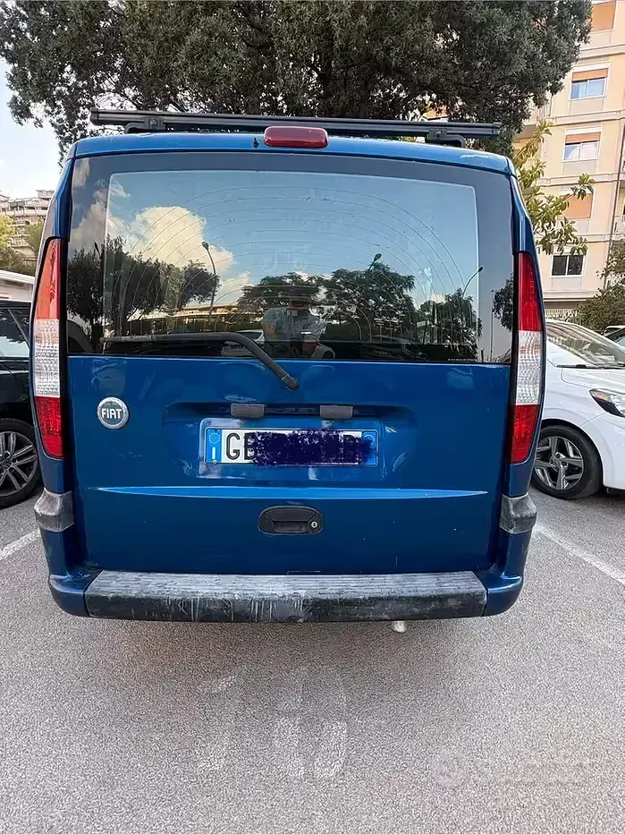 Usata Fiat Doblò 105 CV (77 kW) 2005 Monovolume