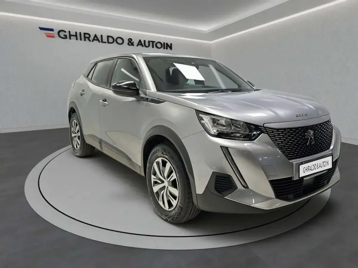 Usata Peugeot e-2008 Active 100 kW (136 CV) 2023 Grigio SUV