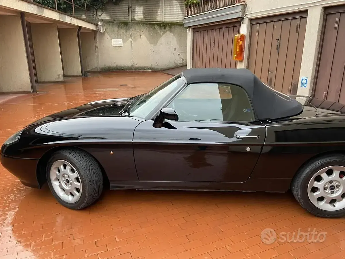 Usata Fiat Barchetta 131 CV (96 kW) 1996 Nero Cabrio