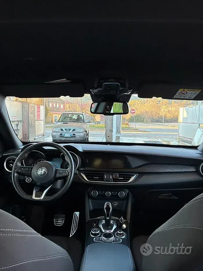 Usata Alfa Romeo Stelvio 190 CV (139 kW) 2022 Nero SUV
