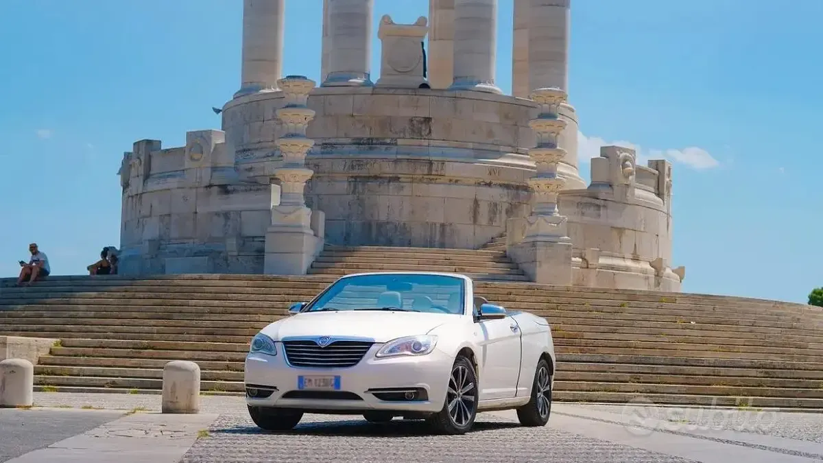 Usata Lancia Flavia 170 CV (125 kW) 2012 Bianco Cabrio