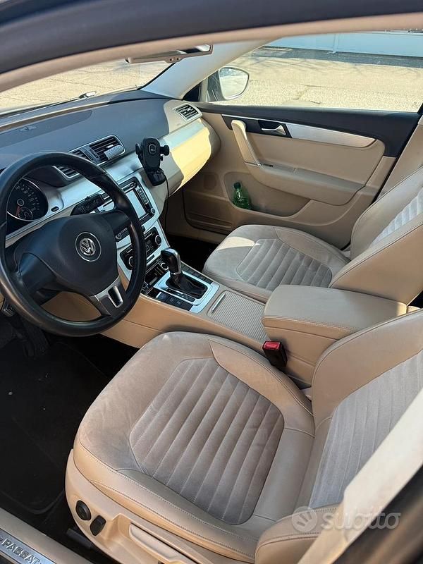 Usata VW Passat 140 CV (102 kW) 2011 Berlina
