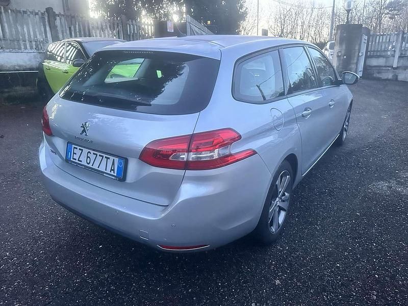 Usata Peugeot 308 SW GT-line 114 CV (83 kW) 2015 Argento Station wagon