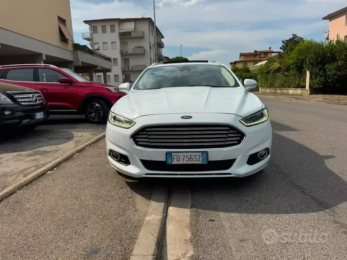 Usata Ford Mondeo ST-Line 210 CV (154 kW) 2016 Bianco Station wagon