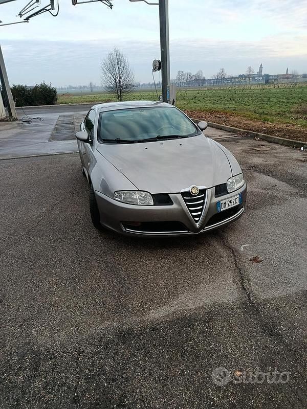 Usata Alfa Romeo GT 150 CV (110 kW) 2007 Coupé