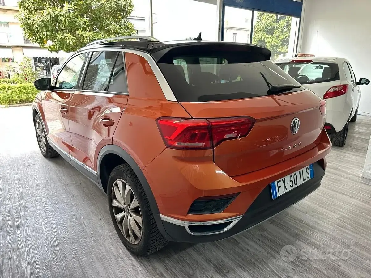 Begagnad VW T-Roc Style 150 HK (110 kW) 2019 Orange SUV