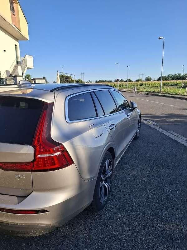 Usata Volvo V60 Plus 197 CV (144 kW) 2023 Station wagon