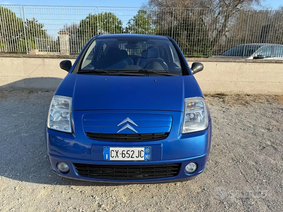 Usata Citroën C2 Exclusive 60 CV (44 kW) 2005 Bluazzurro Utilitaria