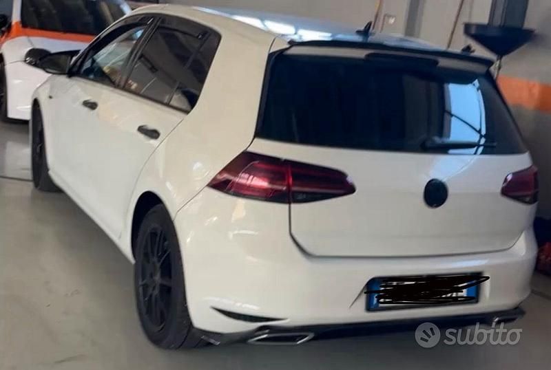 Usata VW Golf VII Trendline 90 CV (66 kW) 2016 Bianco Berlina