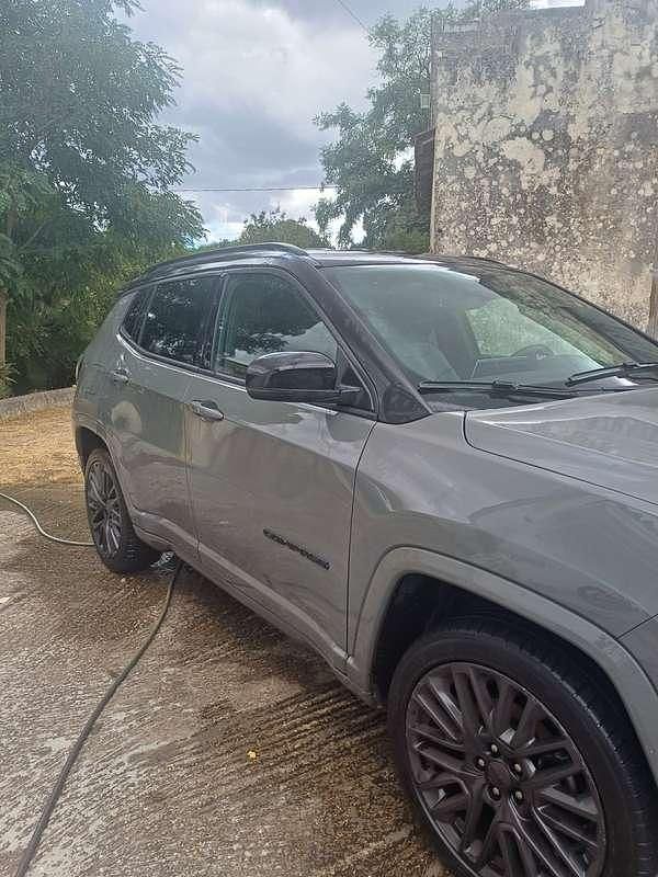 Usata Jeep Compass 131 CV (96 kW) 2021 Grigio SUV