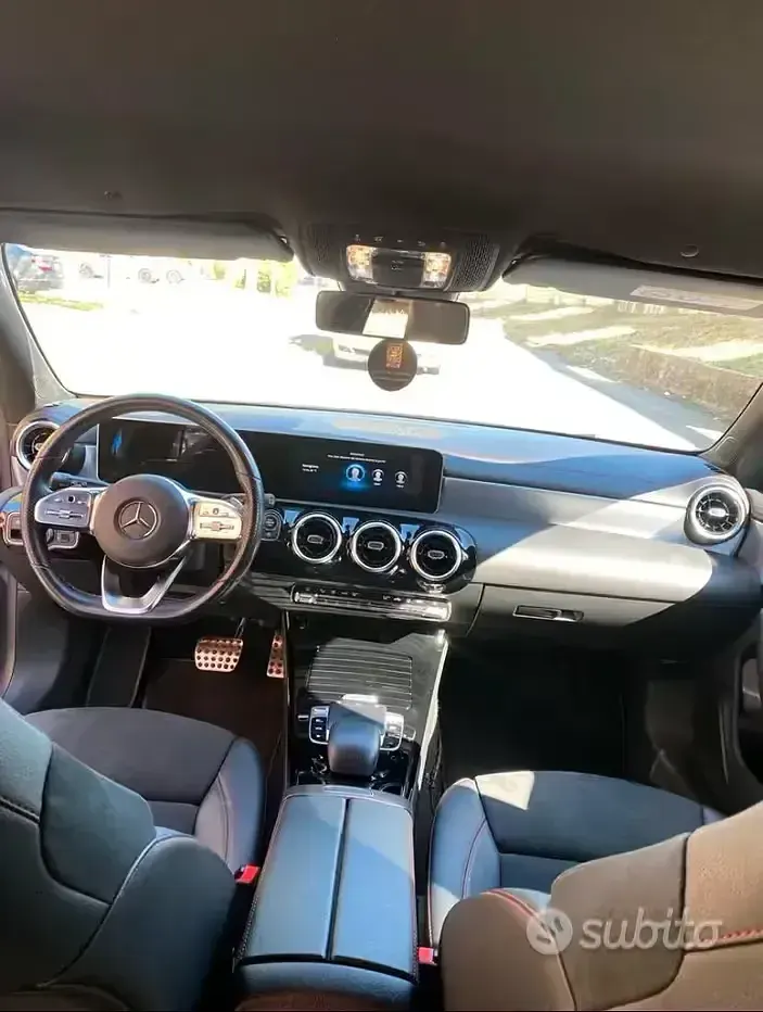 Usata Mercedes CLA200 Shooting Brake 150 CV (110 kW) 2019 Grigio Station wagon