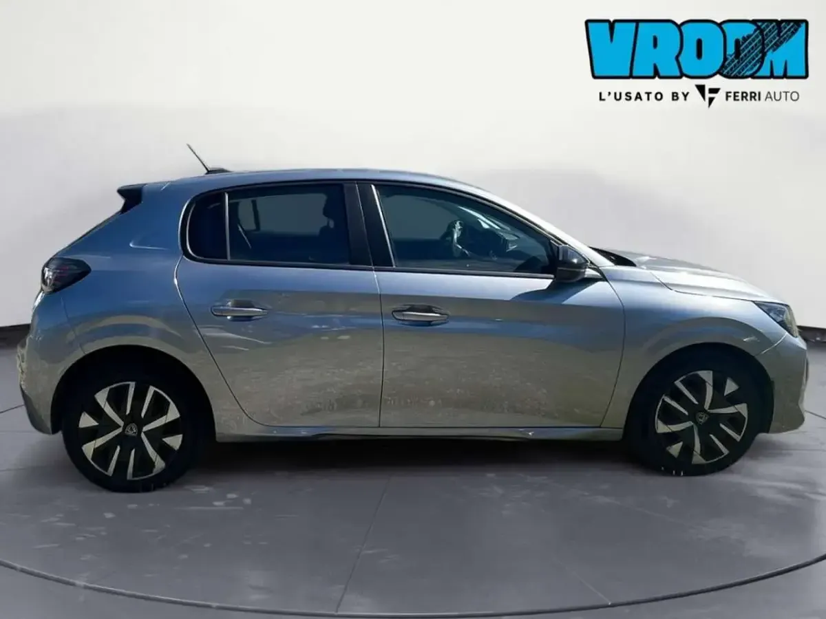 Usata Peugeot 208 Active 75 CV (55 kW) 2024 Grigio Utilitaria