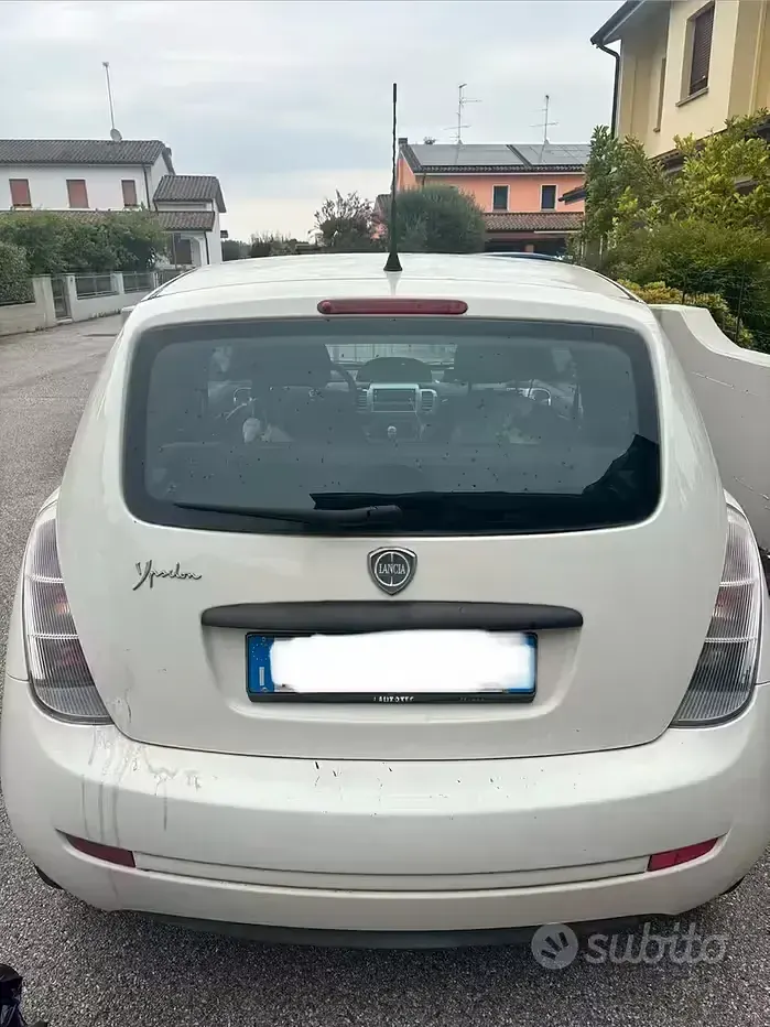 Usata Lancia Ypsilon 77 CV (56 kW) 2007 Bianco Utilitaria