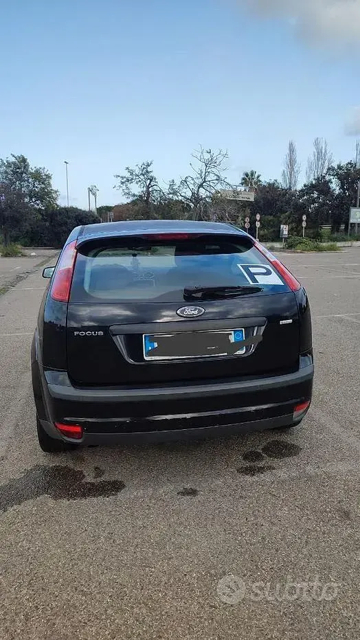 Usata Ford Focus 109 CV (80 kW) 2005 Nero Coupé