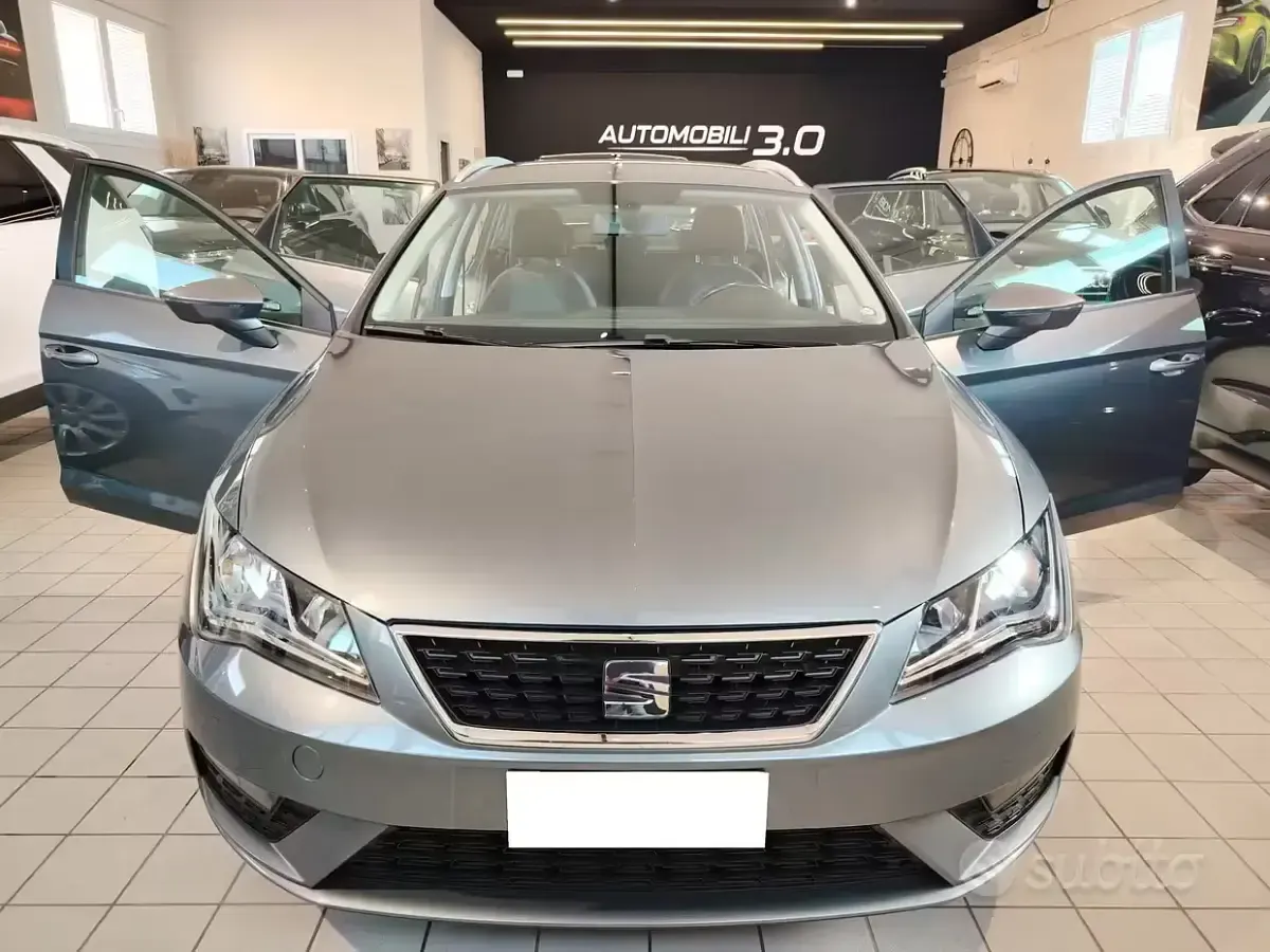 Usata Seat Leon ST XCELLENCE 115 CV (84 kW) 2017 Grigio Station wagon