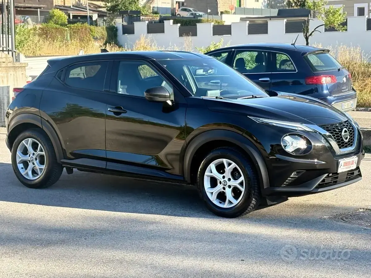 Usata Nissan Juke N-Connecta 114 CV (83 kW) 2021 Nero SUV