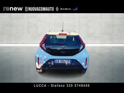 Usata Toyota Aygo X Active 72 CV (52 kW) 2022 Bianco SUV