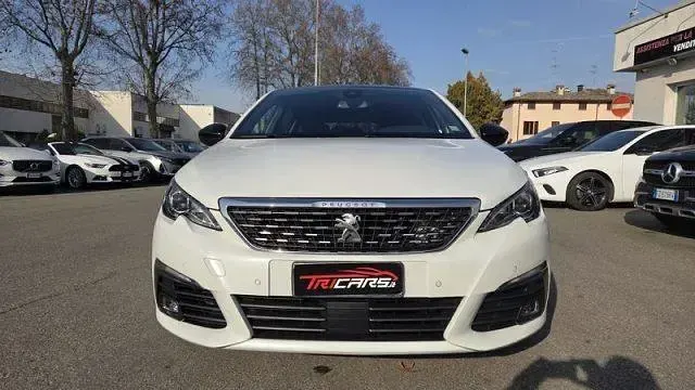 Usata Peugeot 308 GT-line 131 CV (96 kW) 2019 Bianco Berlina