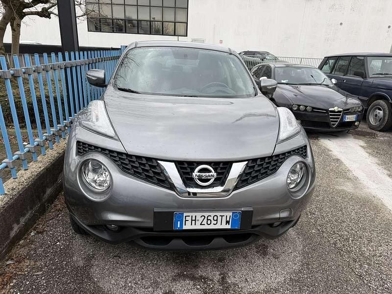 Usata Nissan Juke Acenta 110 CV (80 kW) 2016 Grigio SUV
