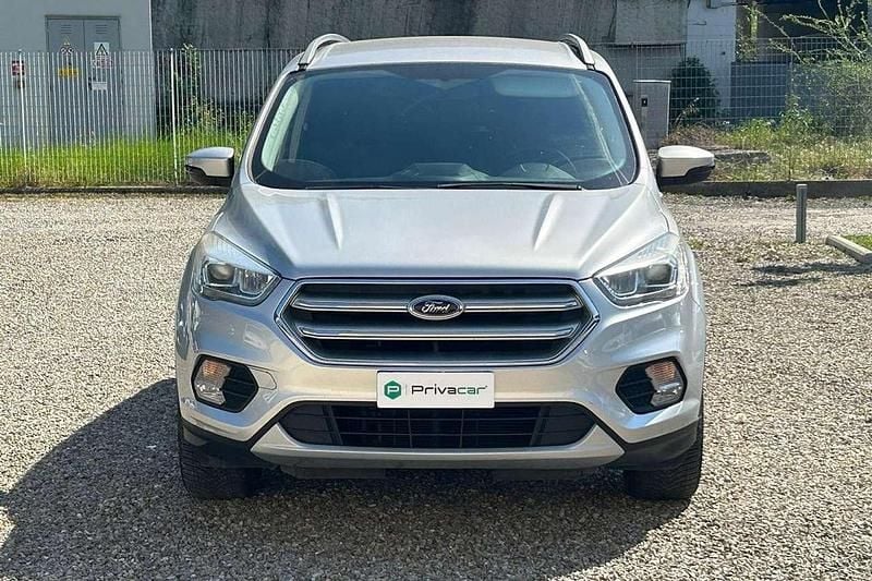 Usata Ford Kuga Business Edition 120 CV (88 kW) 2018 Grigio SUV