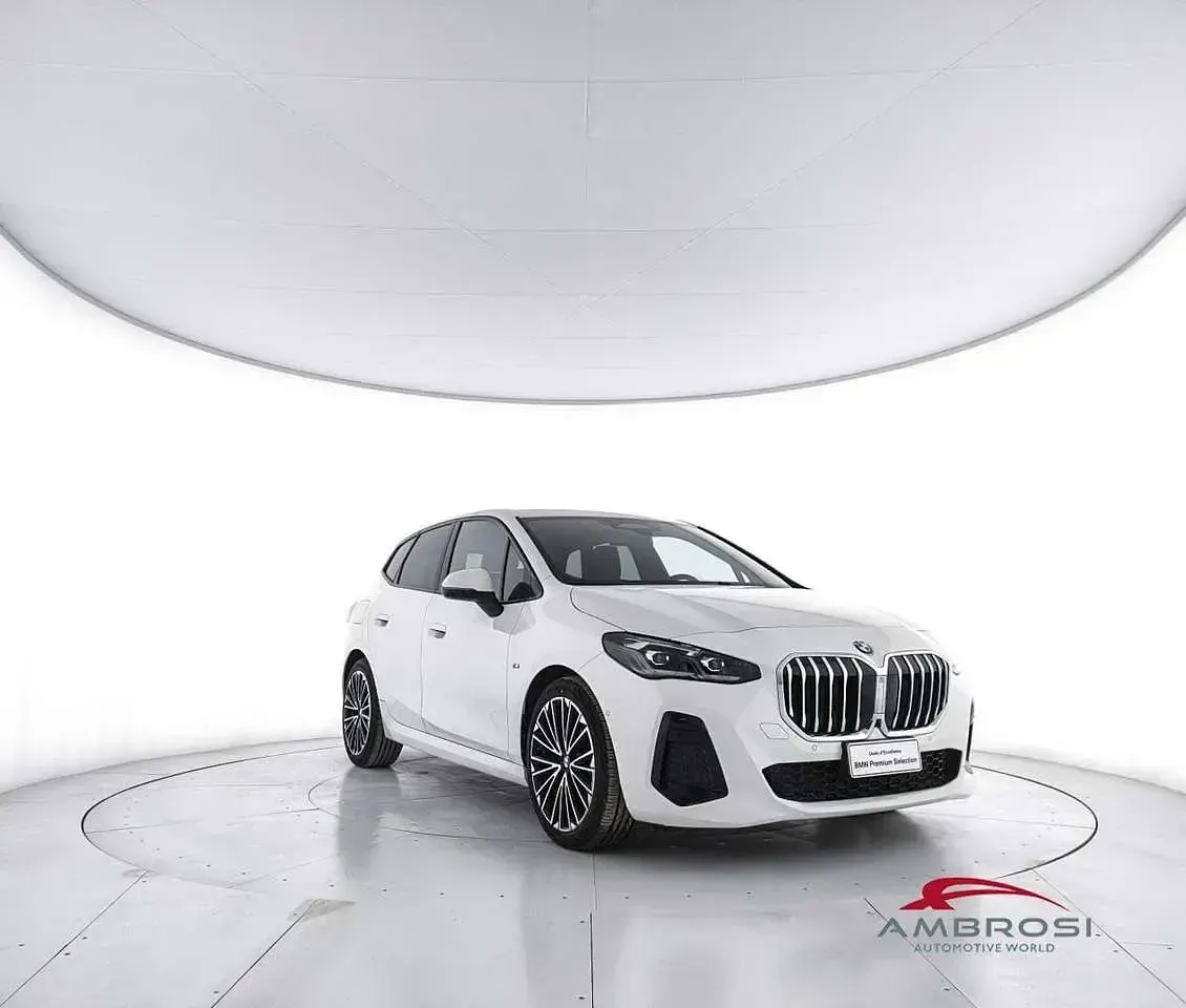 Usata BMW 218 M Sport 150 CV (110 kW) 2025 Bianco Monovolume