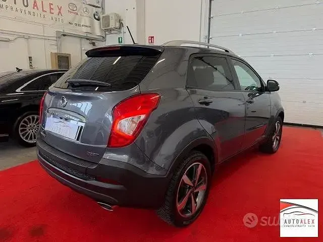 Usata SsangYong Korando Limited 178 CV (130 kW) 2019 Grigio SUV