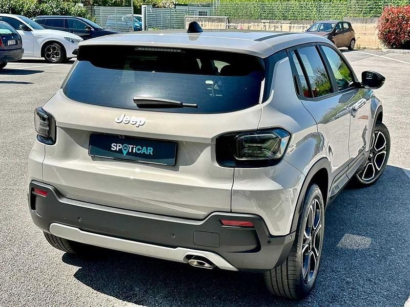 Usata Jeep Avenger Summit 101 CV (74 kW) 2025 Grigio SUV
