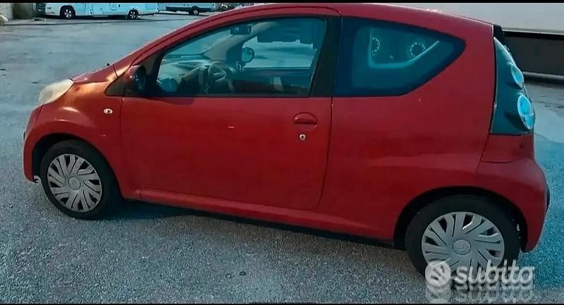 Usata Citroën C1 68 CV (50 kW) 2008 Rosso Utilitaria