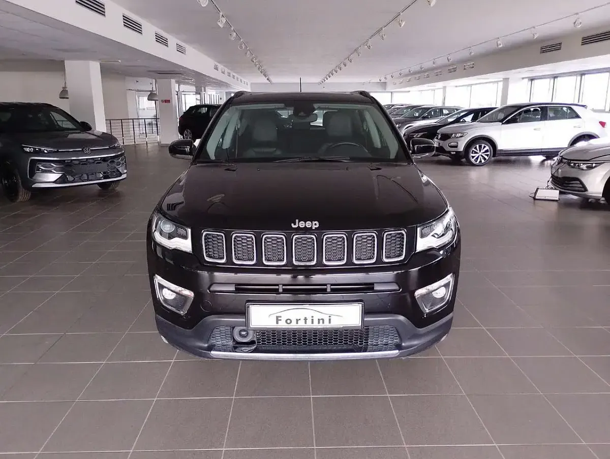 Usata Jeep Compass Limited 120 CV (88 kW) 2019 Nero SUV