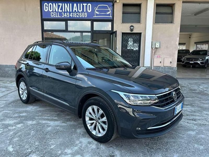 Grigio Usata 2022 VW Tiguan Life SUV | 22.900 € (Super prezzo) - Immagine 1/4