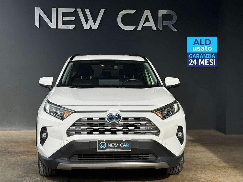 Bianco Usata 2024 Toyota RAV4 Hybrid SUV | 34.900 € (Ottimo prezzo) - Immagine 1/4